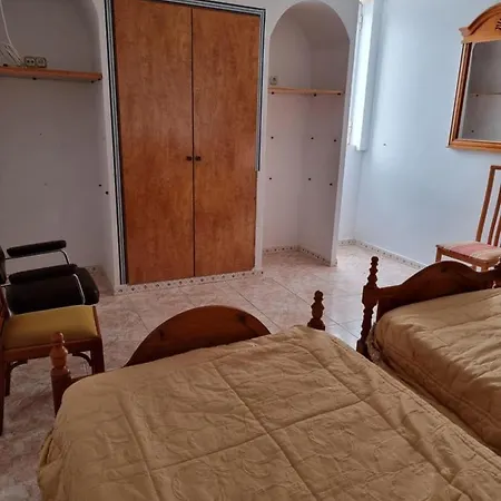 Casa En El Centro De Villa *